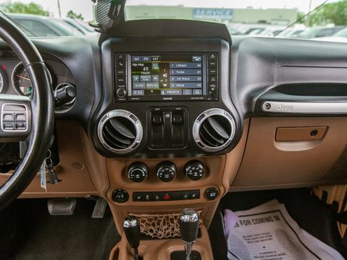 Used 2013 Jeep Wrangler Sahara w/ Connectivity Group AWD/4WD image 14