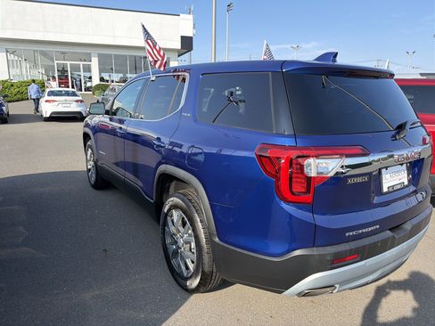 Certified 2023 GMC Acadia SLE image 8