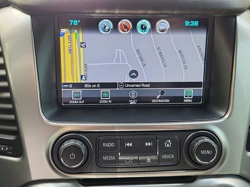 Used 2020 Chevrolet Tahoe LT w/ Luxury Package RWD image 14