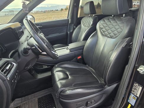 Used 2020 Hyundai Palisade Limited image 12