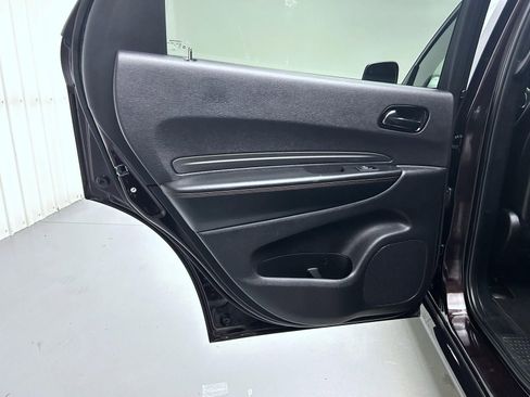 Used 2025 Dodge Durango GT image 21