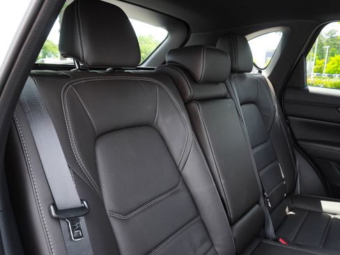 Certified 2025 MAZDA CX-5 Signature AWD/4WD image 33