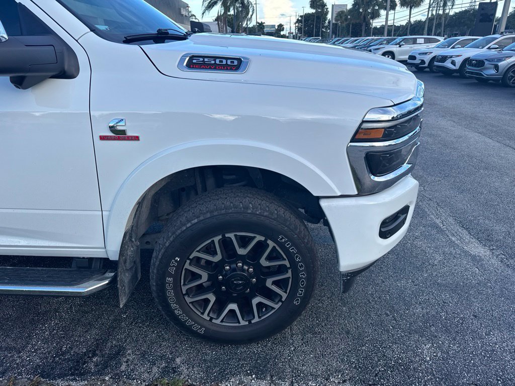 Used 2025 RAM 2500 Limited w/ Towing Technology Group AWD/4WD image 7