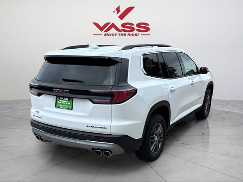 Used 2025 GMC Acadia Elevation FWD image 5