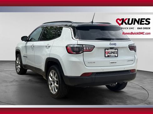 Used 2025 Jeep Compass Limited AWD/4WD image 8