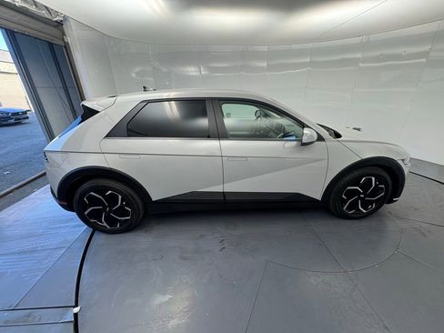 Used 2024 Hyundai Ioniq 5 SE image 6