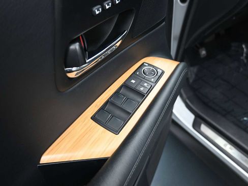 Used 2014 Lexus RX 450h FWD image 9