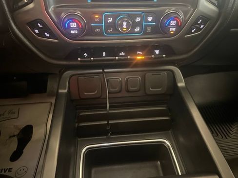 Used 2019 Chevrolet Silverado 2500 LTZ w/ Duramax Plus Package AWD/4WD image 23