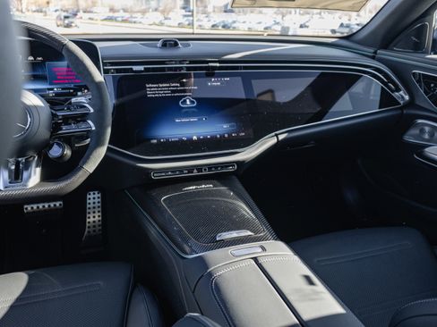 New 2026 Mercedes-Benz E 53 AMG 4MATIC Sedan image 21