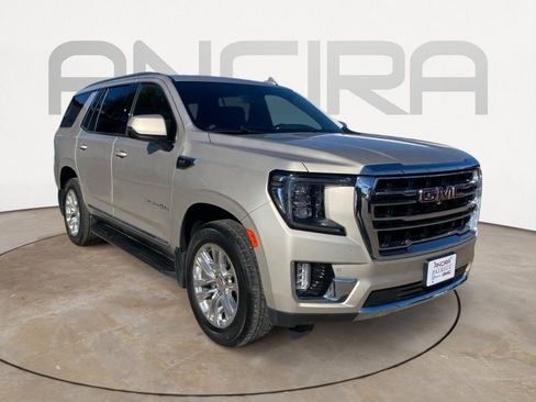 Used 2021 GMC Yukon SLT w/ SLT Luxury Plus Package image 4