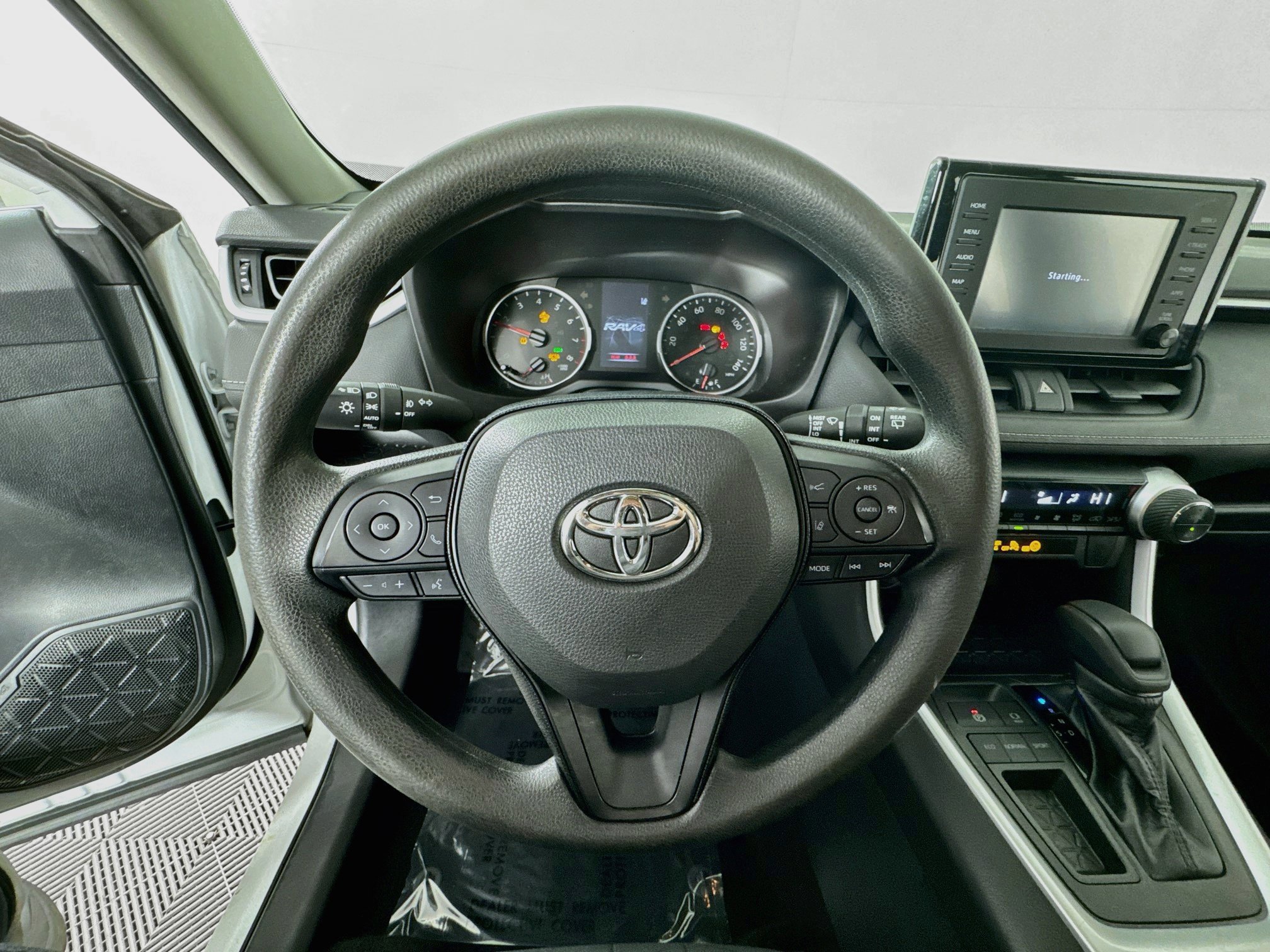 Certified 2019 Toyota RAV4 XLE FWD image 13