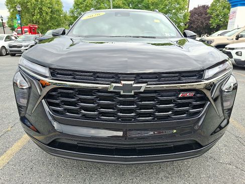 Used 2026 Chevrolet Trax RS w/ Driver Confidence Package FWD image 8