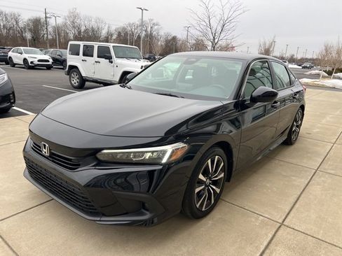 Used 2023 Honda Civic EX image 7
