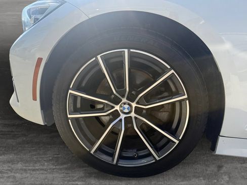 Used 2019 BMW 330i Sedan w/ Driving Assistance Package RWD image 9