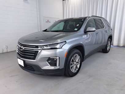 Used 2023 Chevrolet Traverse LT