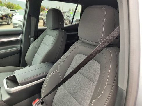 New 2026 GMC Terrain Elevation w/ Black Edition FWD image 12