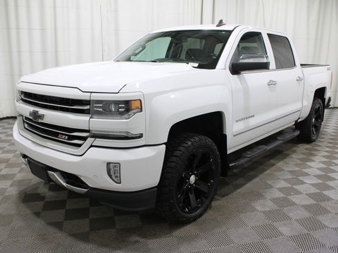 Used 2018 Chevrolet Silverado 1500 LTZ Z71 w/ LTZ Plus Package image 37
