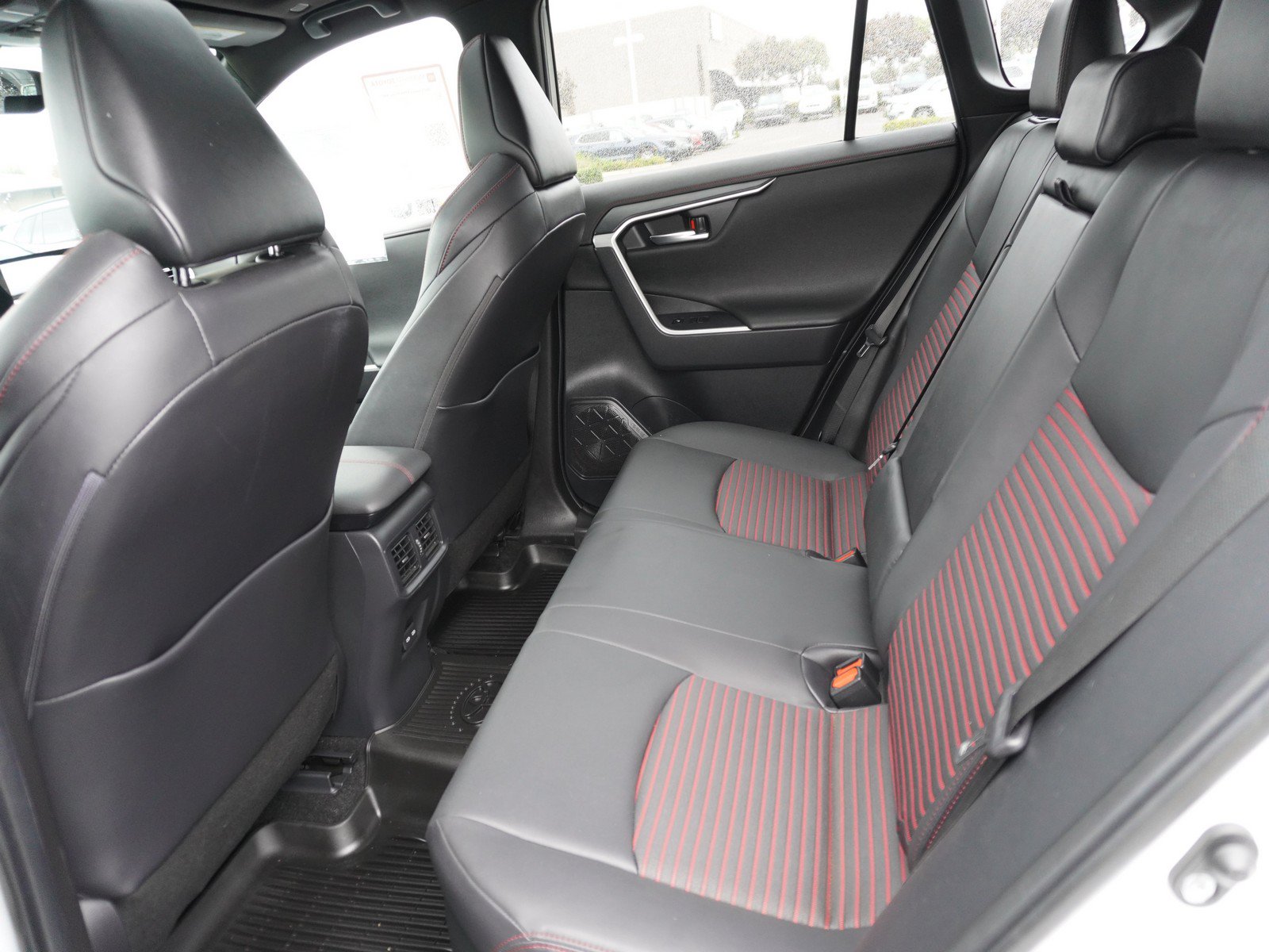 Used 2023 Toyota RAV4 XSE w/ Weather Package AWD/4WD image 16