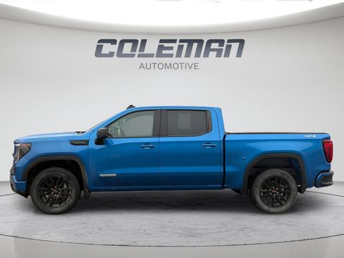 Used 2023 GMC Sierra 1500 Elevation image 2