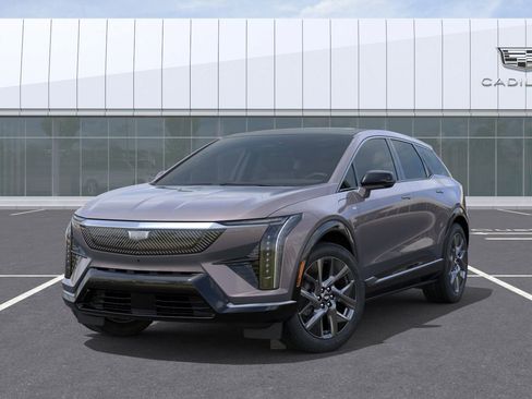 New 2025 Cadillac Optiq Luxury 1 image 6
