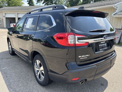 Used 2024 Subaru Ascent Premium w/ Convenience Package AWD/4WD image 8