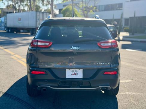 Used 2014 Jeep Cherokee Limited w/ Luxury Group image 10