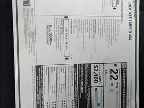 New 2025 Jeep Grand Cherokee Laredo w/ Luxury Tech Group I image 17