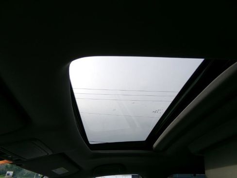 Used 2022 Honda Pilot Touring image 32