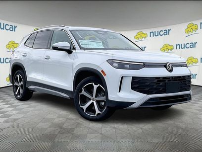New 2026 Volkswagen Tiguan SE