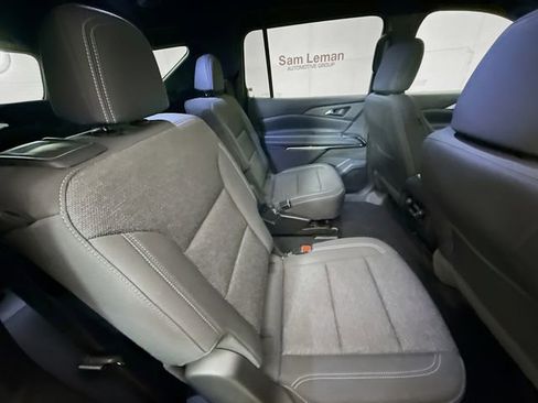 Used 2026 Chevrolet Traverse LT w/ Driver Confidence Package image 30