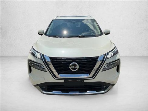 Used 2021 Nissan Rogue Platinum AWD/4WD image 2