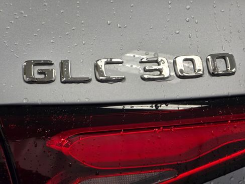New 2026 Mercedes-Benz GLC 300 4MATIC image 21