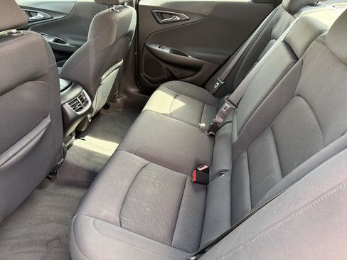 Used 2020 Chevrolet Malibu LT FWD image 23