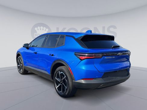 New 2026 Chevrolet Equinox EV LT image 2