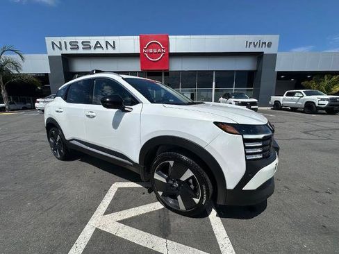 Certified 2026 Nissan Kicks SR w/ SR Premium Package FWD image 1