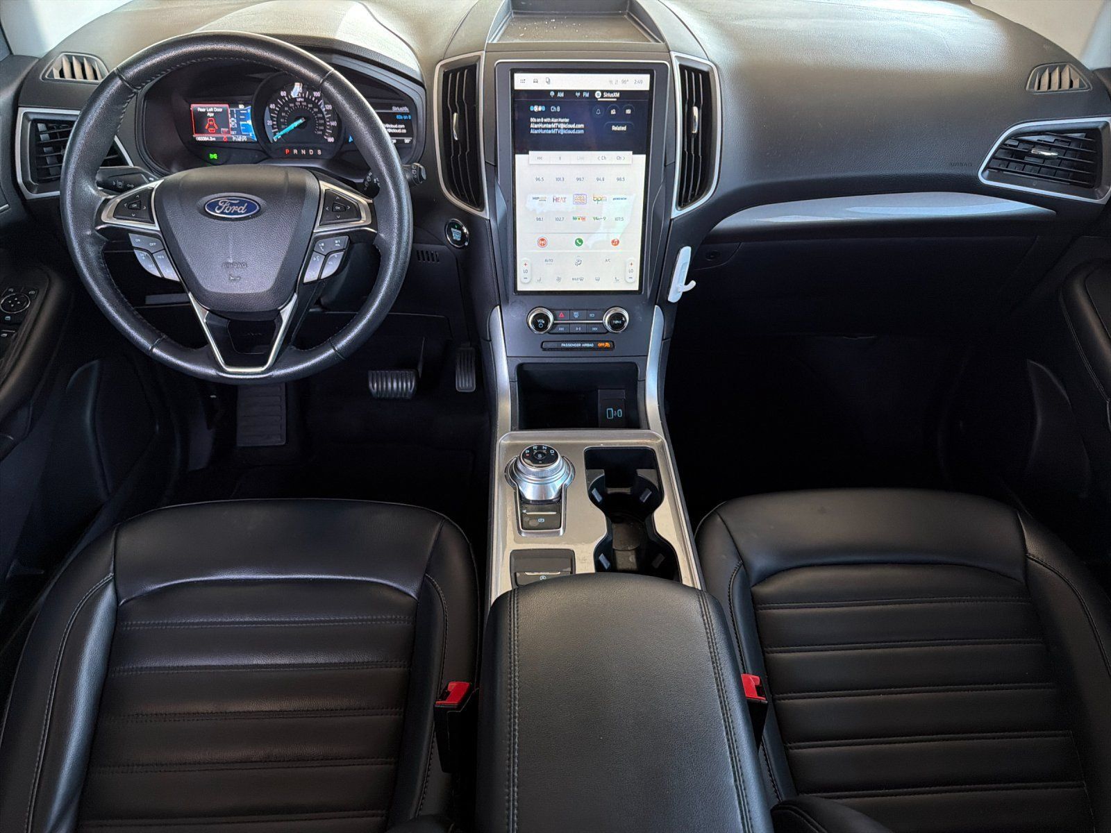 Used 2024 Ford Edge SEL AWD/4WD image 12