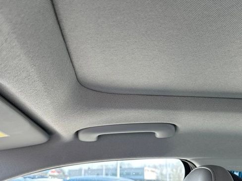 New 2026 Hyundai Elantra Limited FWD image 14