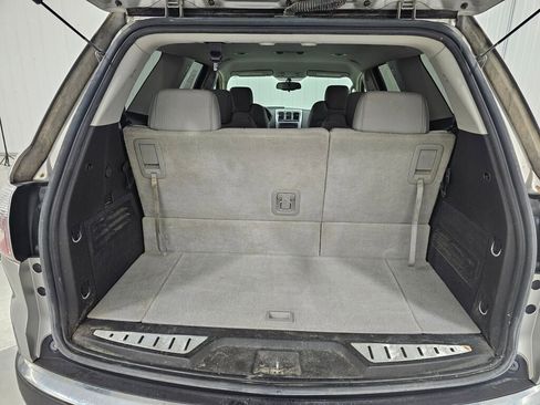 Used 2008 GMC Acadia SLE w/ Preferred Package image 18