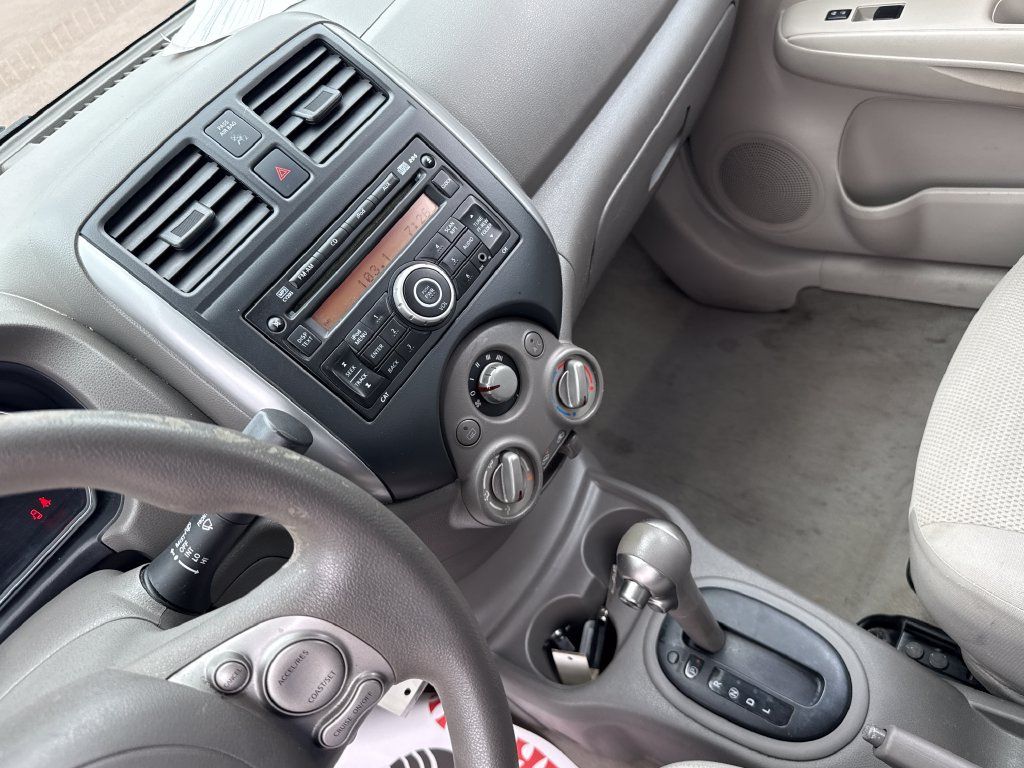 Used 2012 Nissan Versa FWD image 17