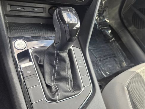 Certified 2023 Volkswagen Taos S FWD image 19