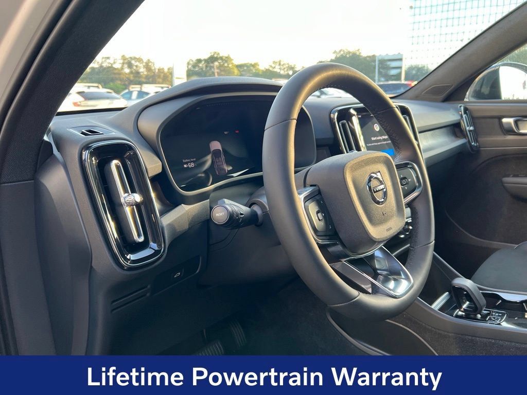 Certified 2023 Volvo C40 P8 Recharge Plus AWD/4WD image 14