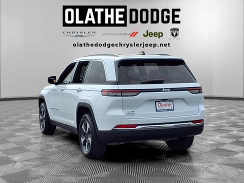 Used 2024 Jeep Grand Cherokee Limited 4xe AWD/4WD image 5