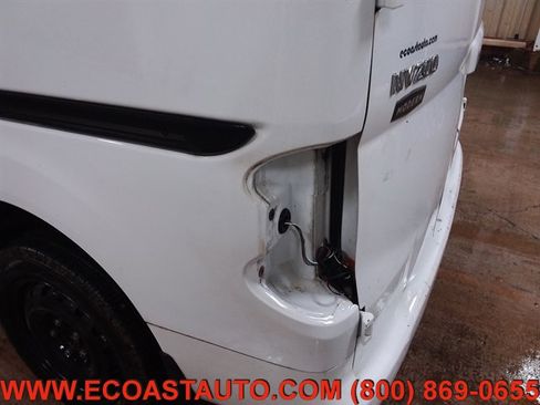 Used 2019 Nissan NV200 SV w/ Back Door Glass Package image 16