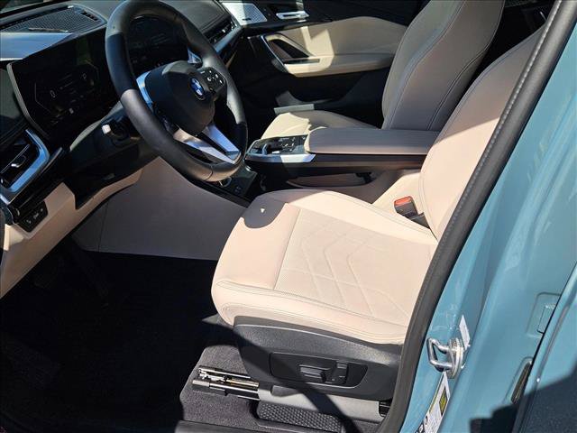 Certified 2025 BMW X1 xDrive28i w/ Convenience Package AWD/4WD image 15