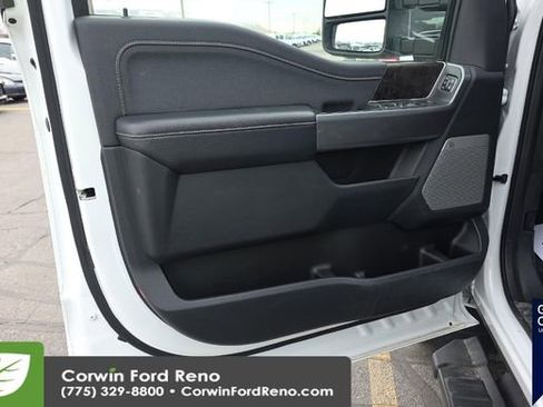 Used 2025 Ford F350 Lariat w/ Black Appearance Package image 13