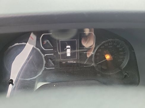 Used 2018 Toyota Tundra SR5 w/ TRD Off Road Package image 14