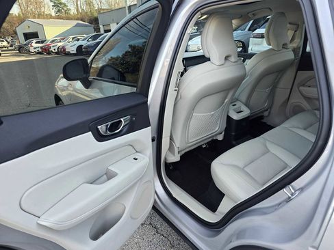 Certified 2024 Volvo XC60 T8 Plus w/ Protection Package Premier image 15