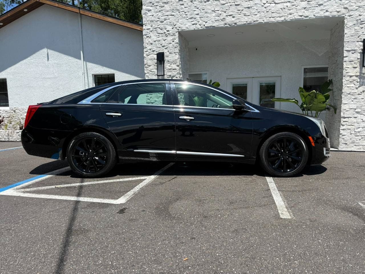 Used 2014 Cadillac XTS Premium FWD image 15