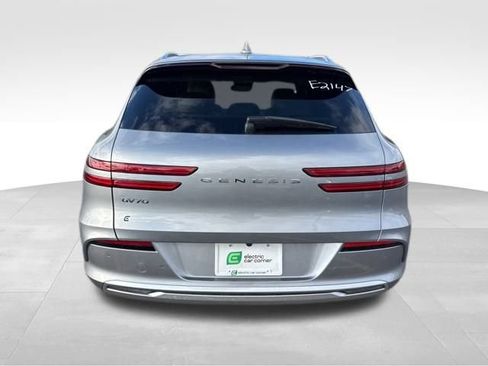 Used 2024 Genesis Electrified GV70 Advanced image 5