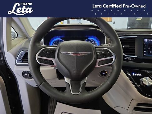 Used 2023 Chrysler Voyager LX FWD image 12